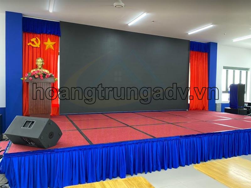 Thi công sàn bục sân khấu hội trường uy tín, giá rẻ tại hà nội