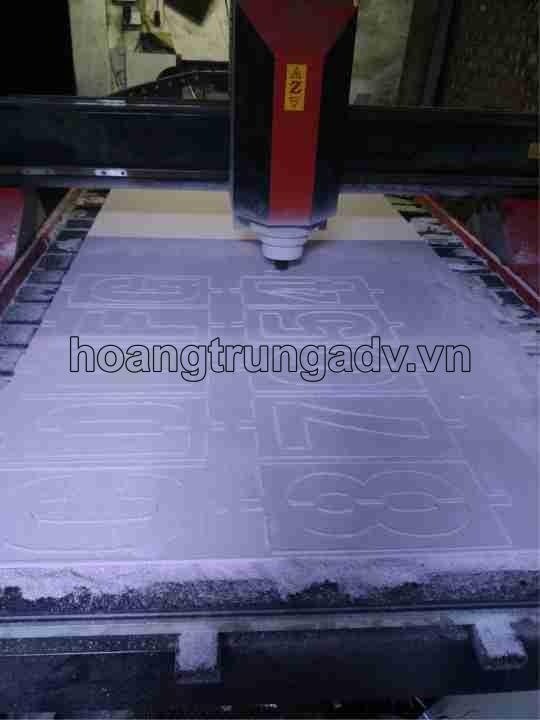Cắt cnc alu,mica,gỗ nhựa, formex, giá rẻ lấy ngay tại hà nội
