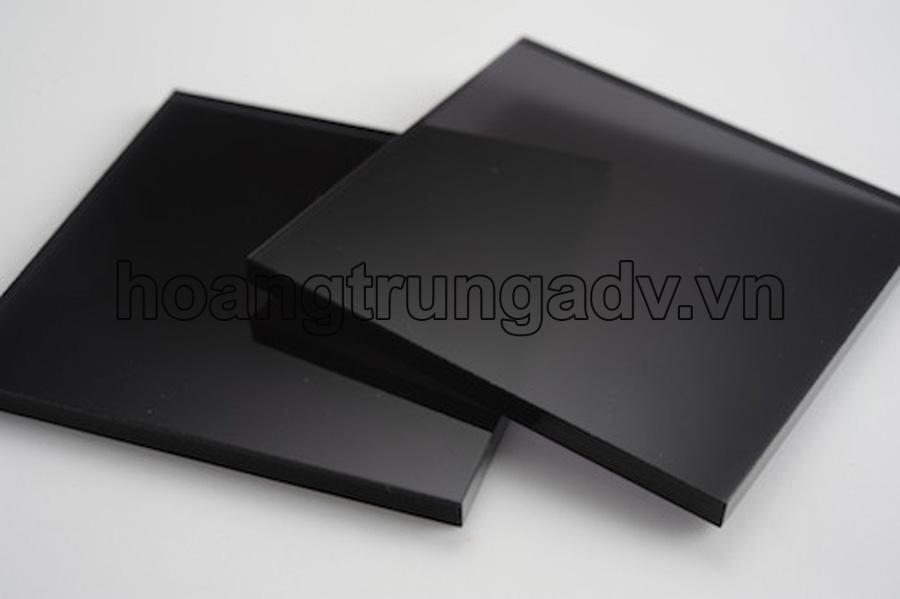 Bán tấm mica đen bóng xuyên sáng tại hà nội