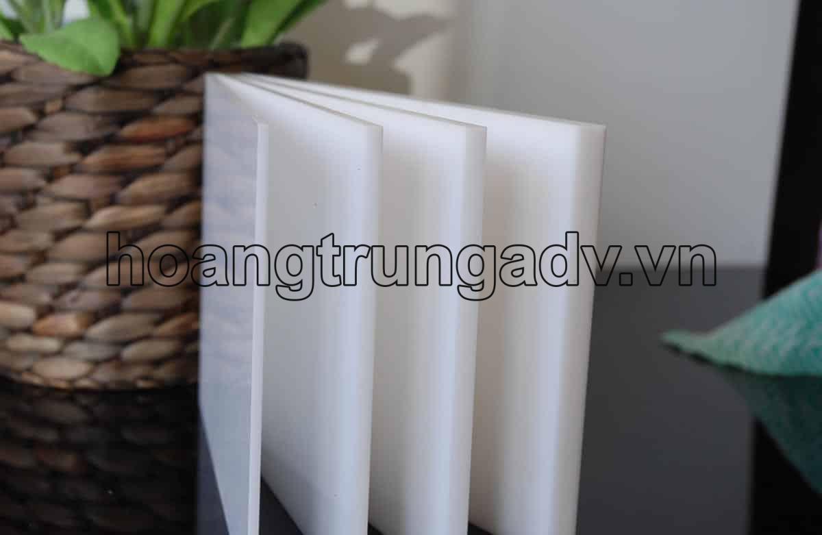 Bán lẻ tấm mica trắng sữa giá rẻ tại hà nội.
